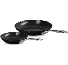 le-creuset-essential-ceramic-koekenpannenset-24-en-28-cm