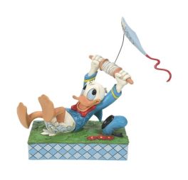 disney-traditions-donald-duck-with-kite