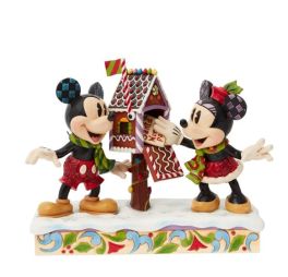 disney-traditions-mickey-minnie-mouse-posting-a-christmas-letter